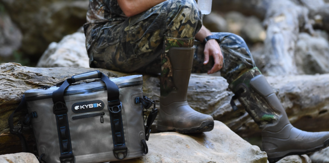 Camouflage ice chest hotsell